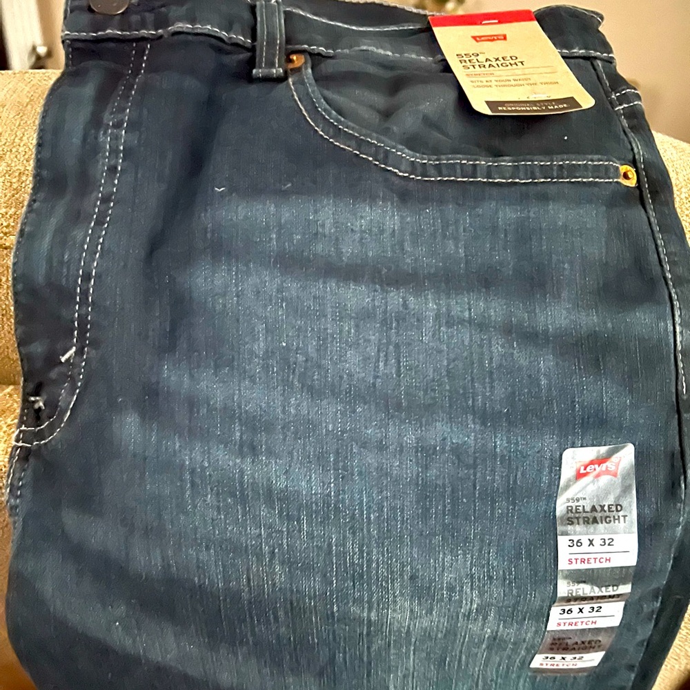 Levi relaxed fit 559